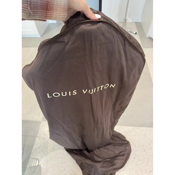 Wonderful Louis Vuitton capeIn wool and cashmereWith hoodSize S. - Picture 5 of 11